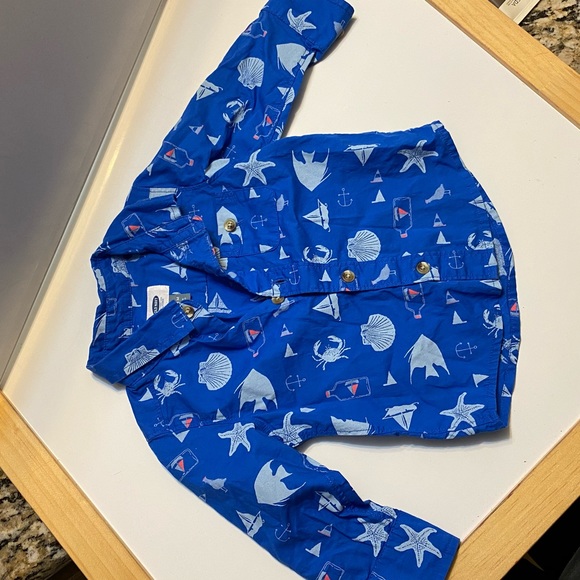‼️FREEEE‼️‼️‼️Old Navy Shirt toddler - Picture 1 of 2